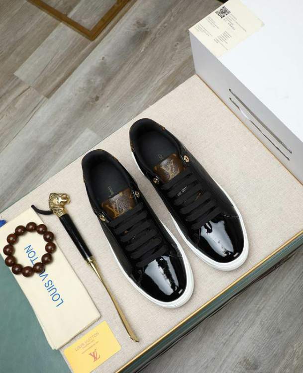 Picture of Louis Vuitton Shoes _SKULVsz38-44hnh041515574